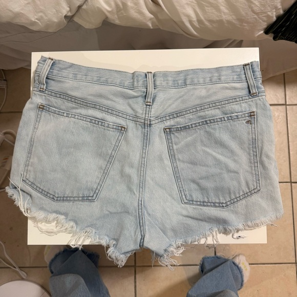 Madewell Relaxed Jean Shorts - Picture 2 of 4